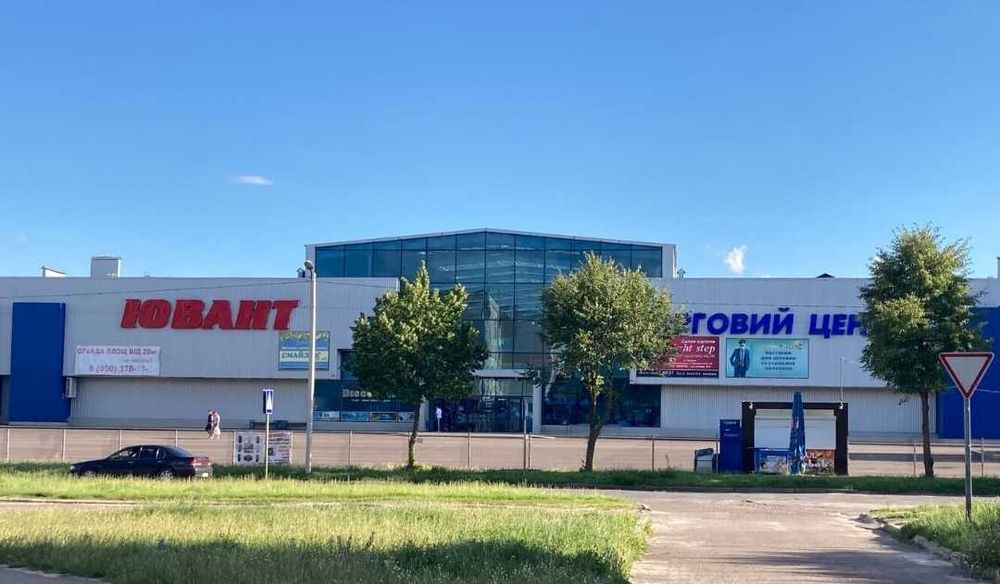 Продаж комерційного приміщення в ТЦ Ювант
