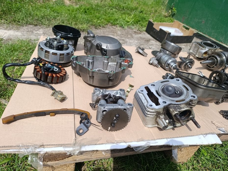 Części Honda CBR 125 silnika JC34E 04 - 07 r silnikowe