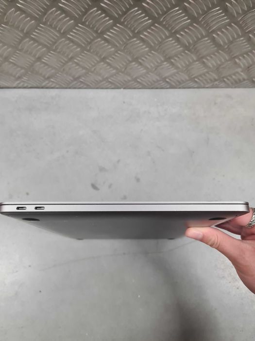 MacBook Pro, 13.3", 8GB