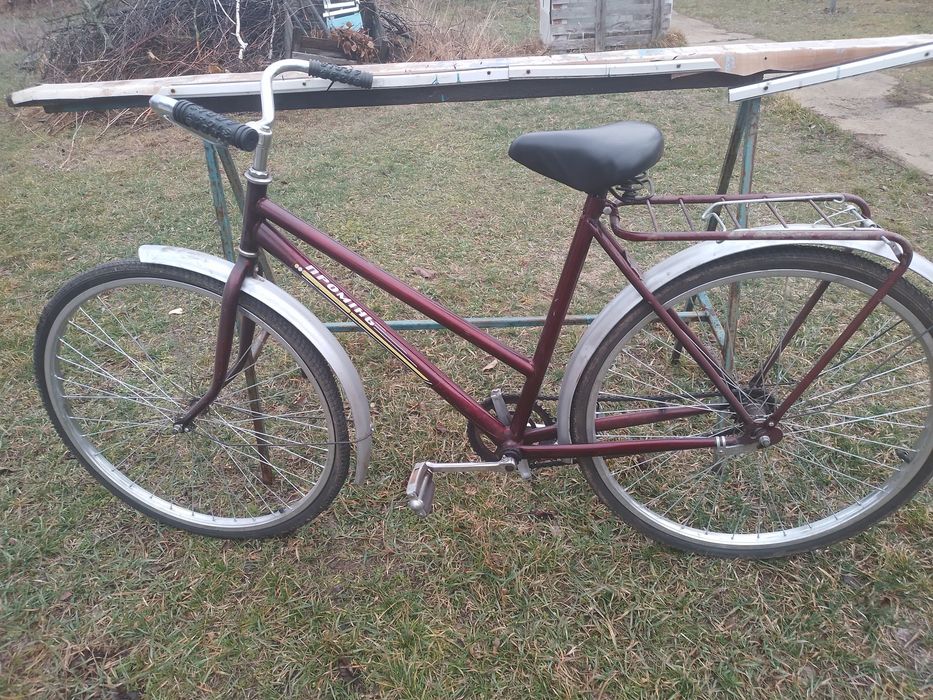 Продам велосипед універсальний для чоловіків та жінок в гарному стані