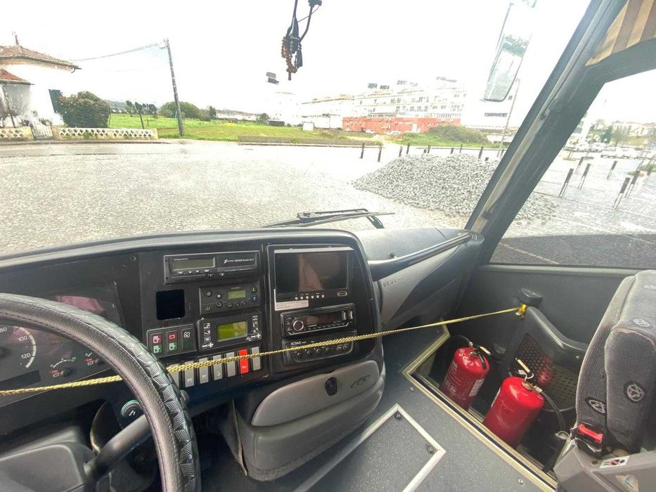Autocarro Scania
