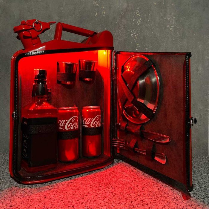 Канистра бар 5-20 литров. Мини бар в авто