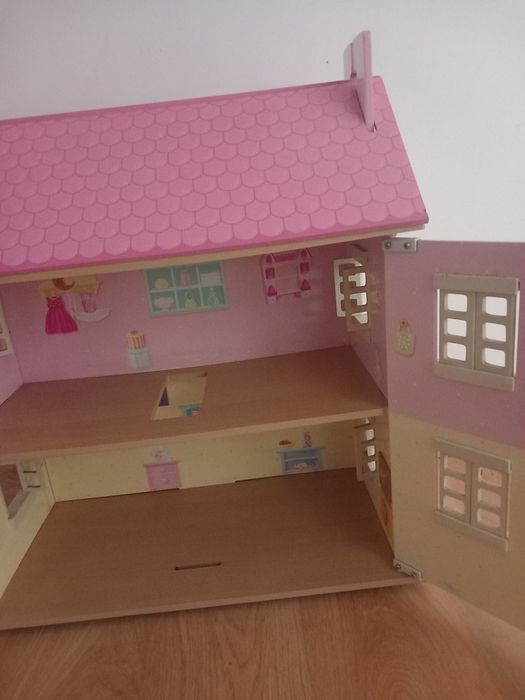 Casinha de bonecas