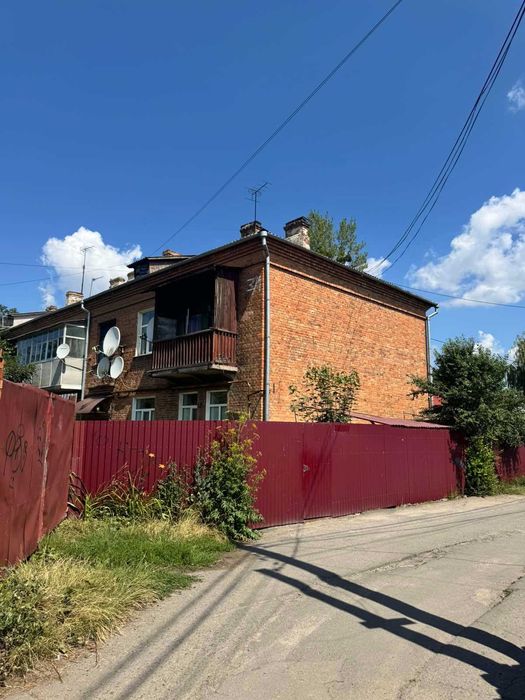 1к 28 кв.м район обл Лікарні! Меблі/техінка/терміново