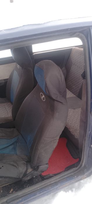 Продам машину таврію