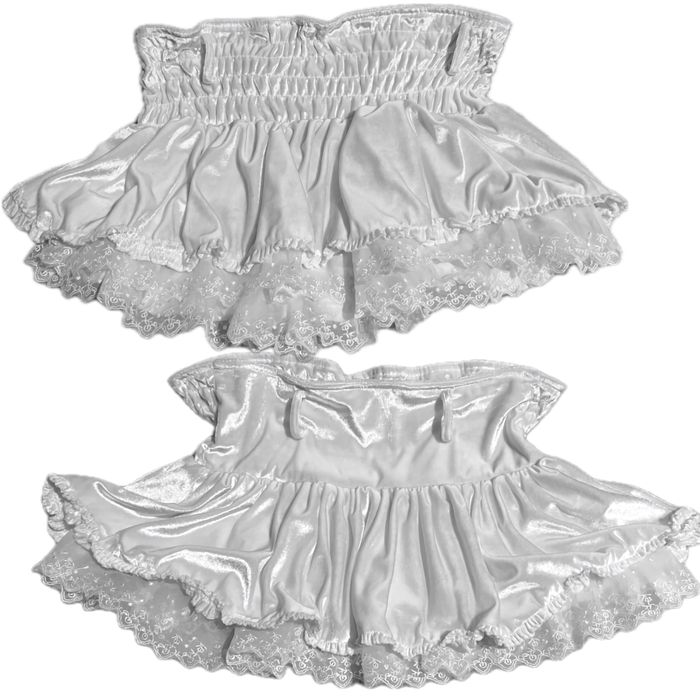 Слот міні спідниць альтернативный Y2K / goth / punk стиль