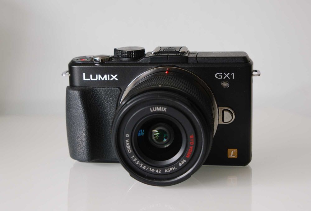 Panasonic Lumix GX1 + Obj Lumix 14-42mm