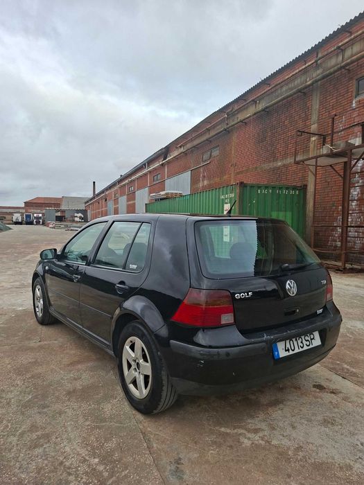 Golf IV 1.9 TDI em bom estado