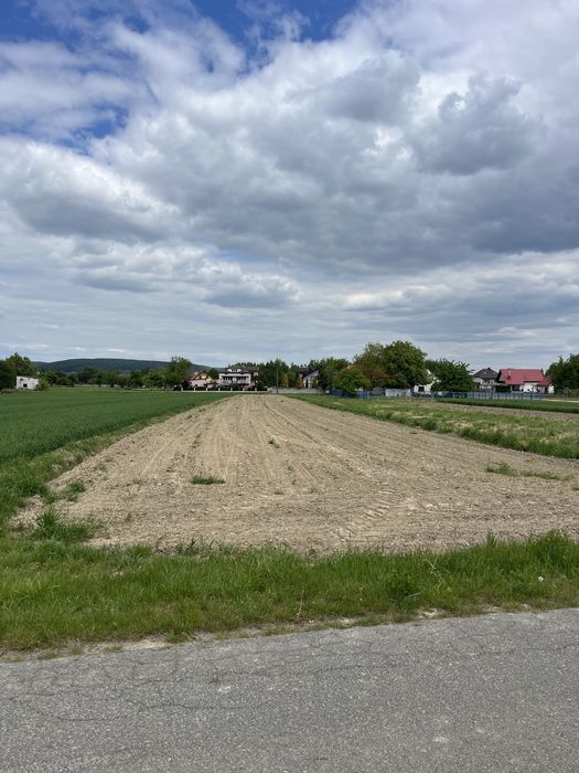 Działka budowlana 21 arów – ŁĄCZANY gm. Brzeźnica