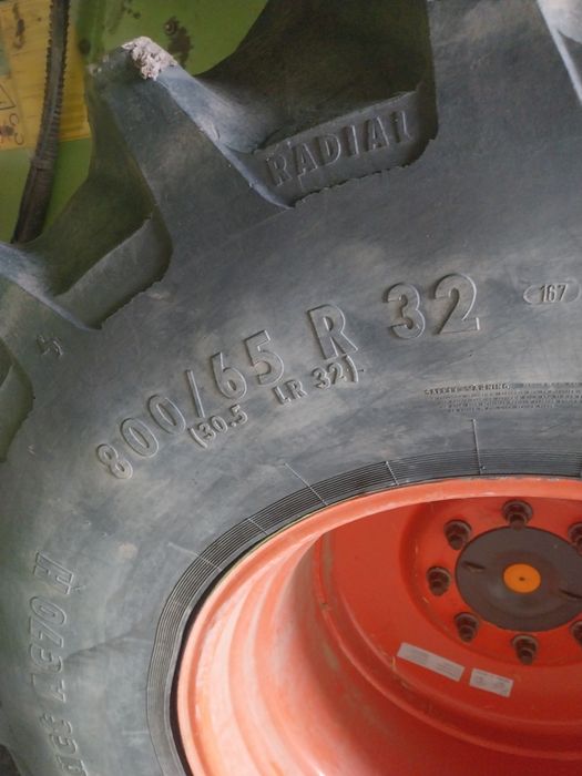 opona Continental 800/65r32