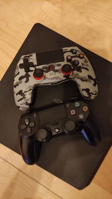 Consola PlayStation 4 Slim