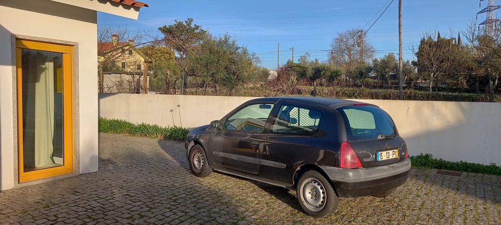 Renault Clio II 1.9 Diesel ano 2000