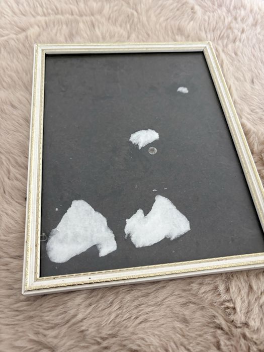Biała ramka na zdjecie drewniana vintage