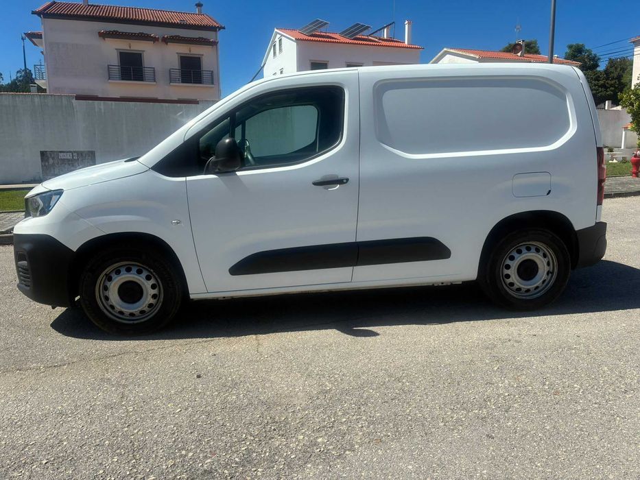 Peugeot Partner, 130 CV JÁ TEM O MOTOR NOVO 1.5 HDI