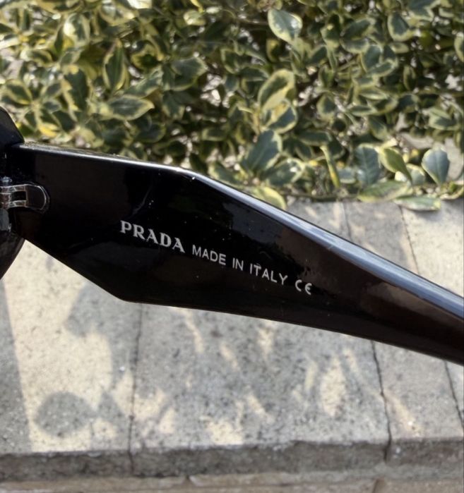 Okulary przeciwsłoneczne prada