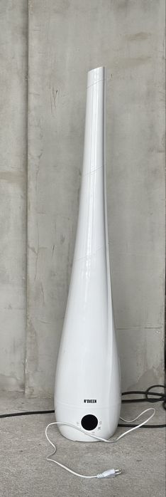 Nawilżacz powietrza stojący biały N’oveen elegancki