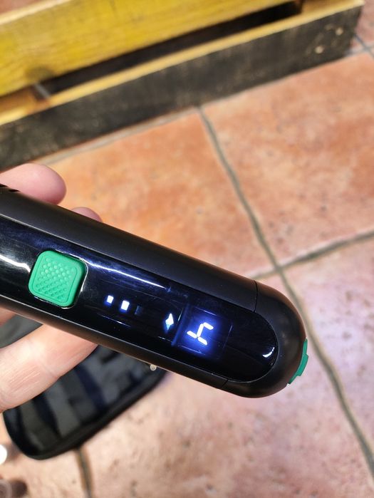Гравер аккумуляторный DWT AGSP-07 TB/LiON/30тыс.об/USB/+насадки/чехол