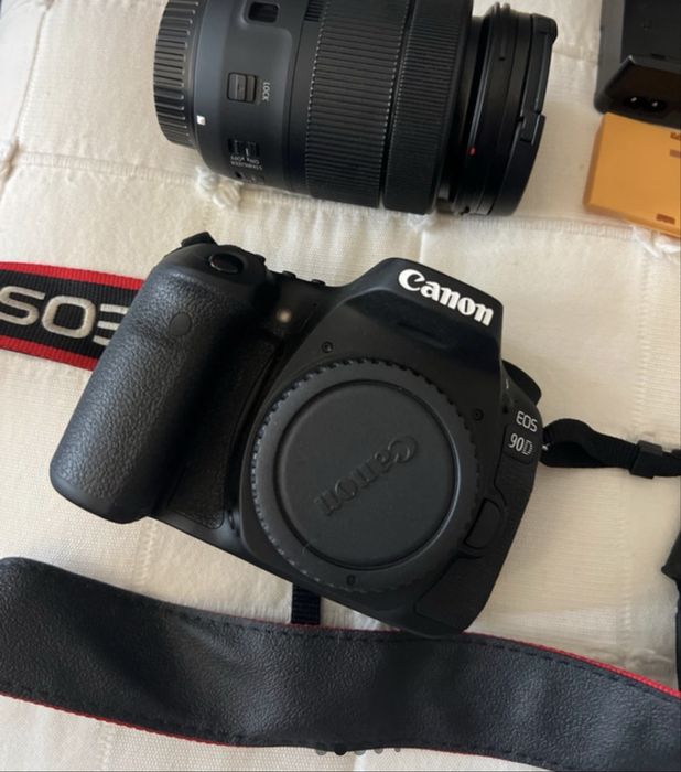 Canon 90D - kit bolsa + lente + corpo + caixa + cabos + kit limpeza
