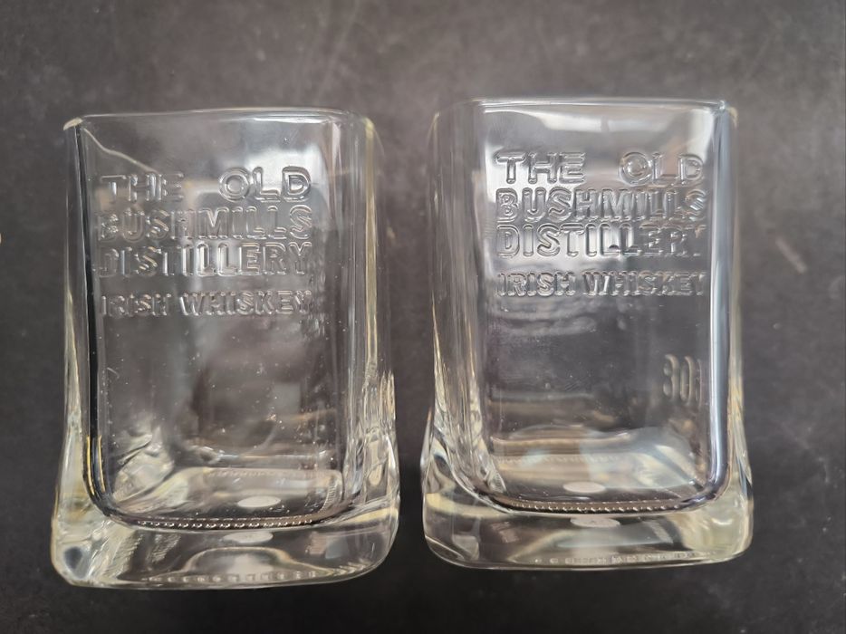 2 Copas Whisky Old Bushmills 1608