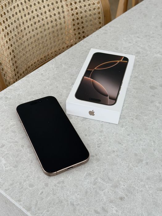 Iphone 16 Pro, 256GB, stan idealny, Desert Titanium