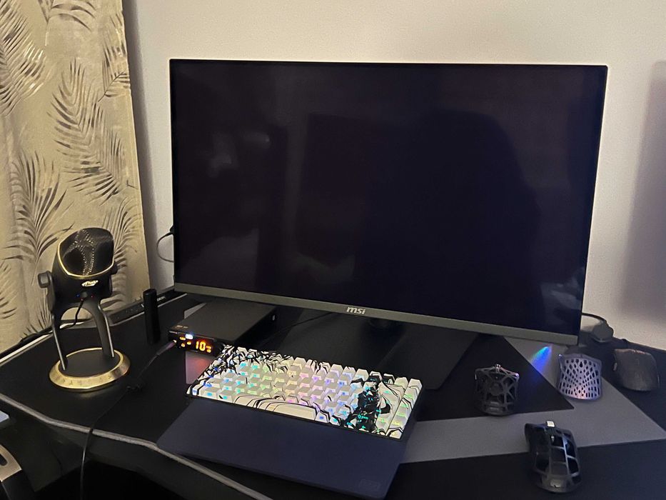 Monitor MSI MPG 271QRX