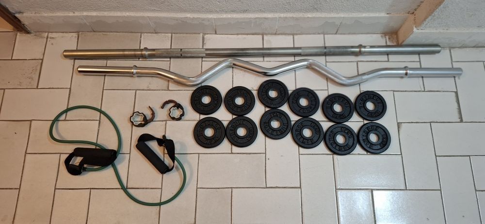 Barra w 6kg 120cm, par de bloqueadores 12 discos 0,5kg elástico pegas
