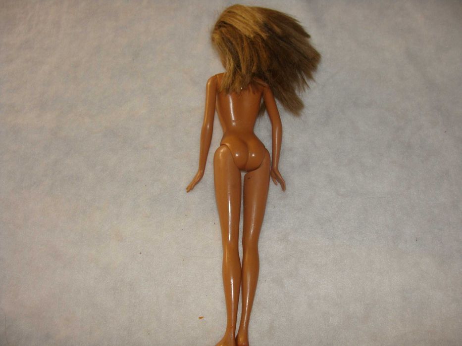 Barbie Cali Girl (Ref. G8663)