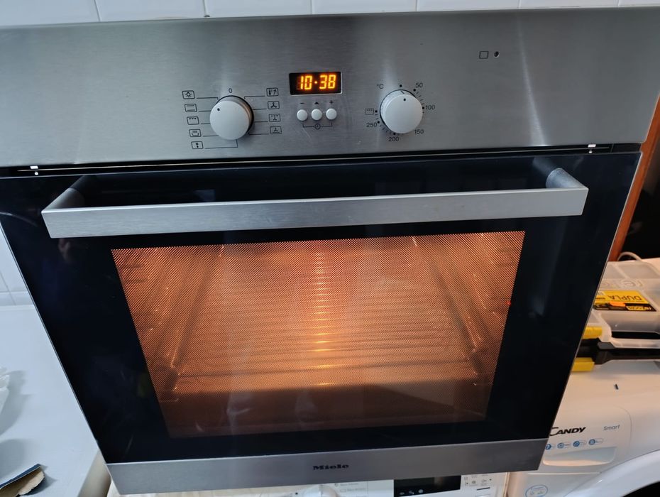 Forno Miele elétrico