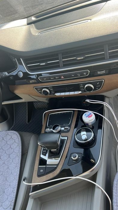 Audi Q7  Quattro 2016