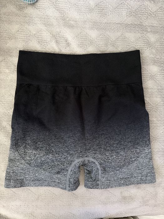 Legginsy spodenki getry sportowe krótkie