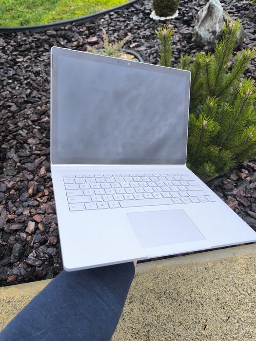 Microsoft Surface Book 2 13.5" | i7 8-го покоління | 16GB RAM | 1TB