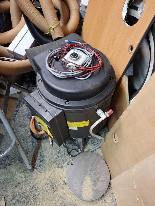 Bojler gazowy Truma combi C343E komplet