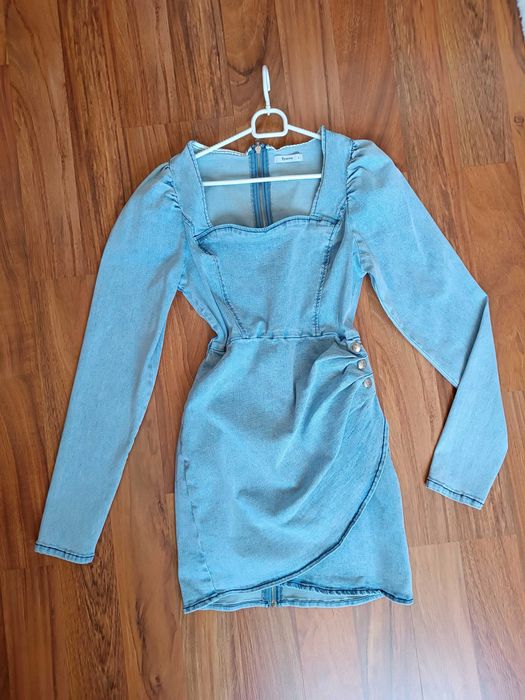 Jasnoniebieska jeansowa sukienka ozdobne marszczenie