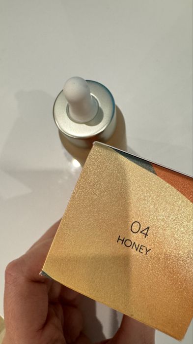 Тональна основа Kiko тон 04 honey