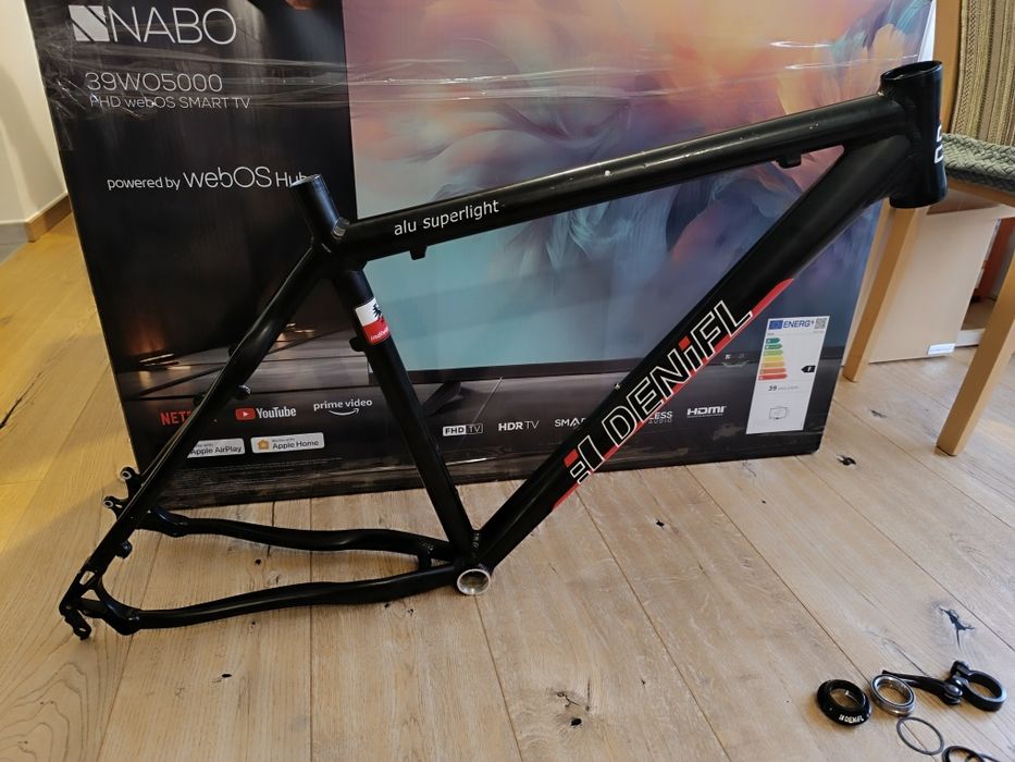 Легкая гоночная рама 26" L (19") Alu Superlight. Уровень Trek 8900
