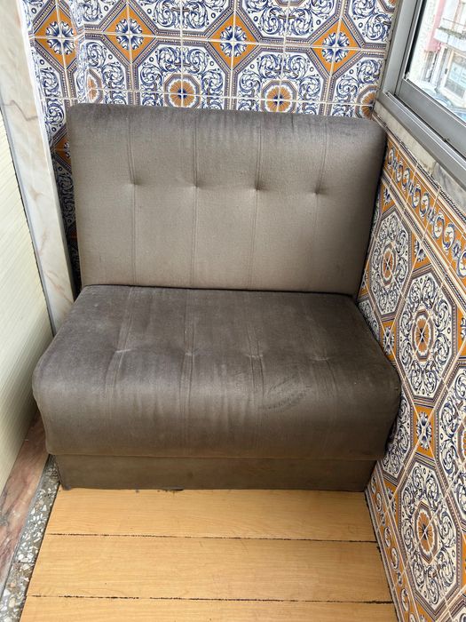 Sofá pequeno de apoio