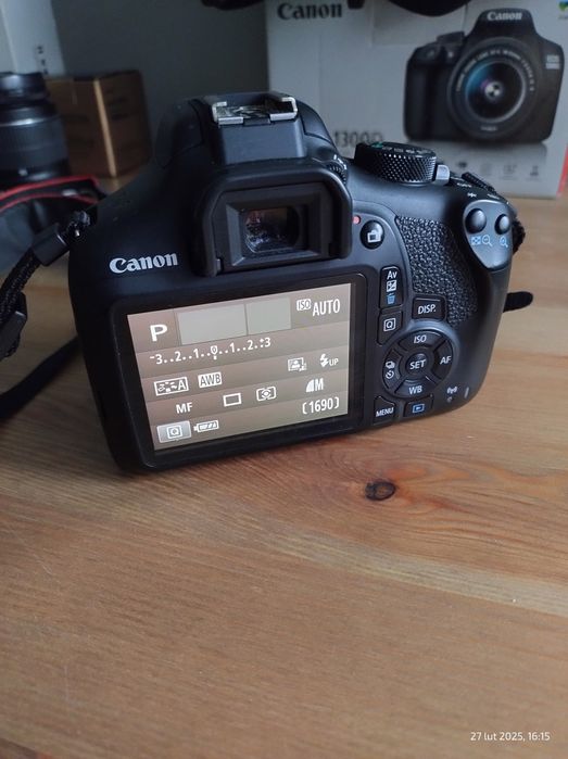 Canon EOS1300d + dodatki