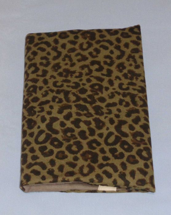 Capa para livros em tecido modelo 36 (NOVA)