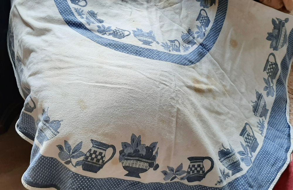 Toalhas de mesa e outros