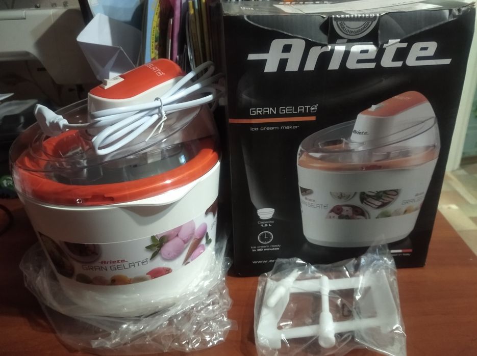 Йогуртниця/ морозивниця Ariete