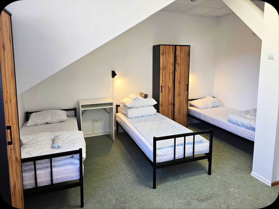 ХОСТЕЛ, pokoje - Wlochy - hostel, район Влохи. 2-3-4 местные