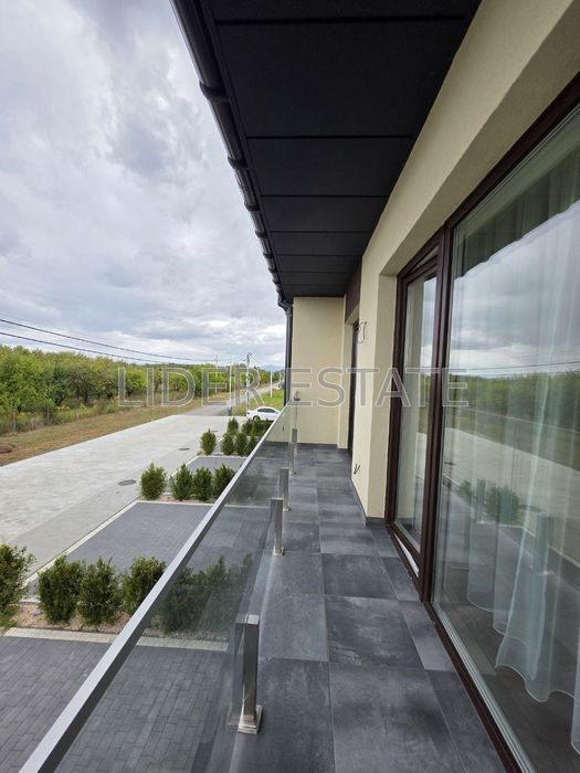 Продаж 4 кімнатного котеджу,таунхауз,Ужгород