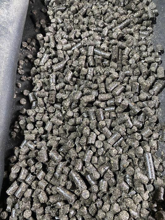 Пеллета 8 мм. Паливна гранула.