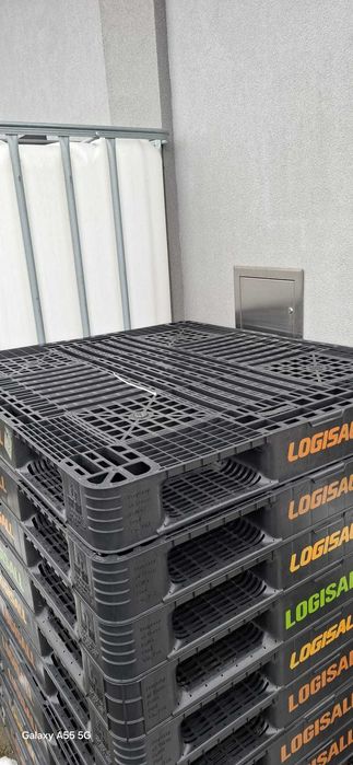 Paleta plastikowa 1300x1100x120mm przemysłowa IBC