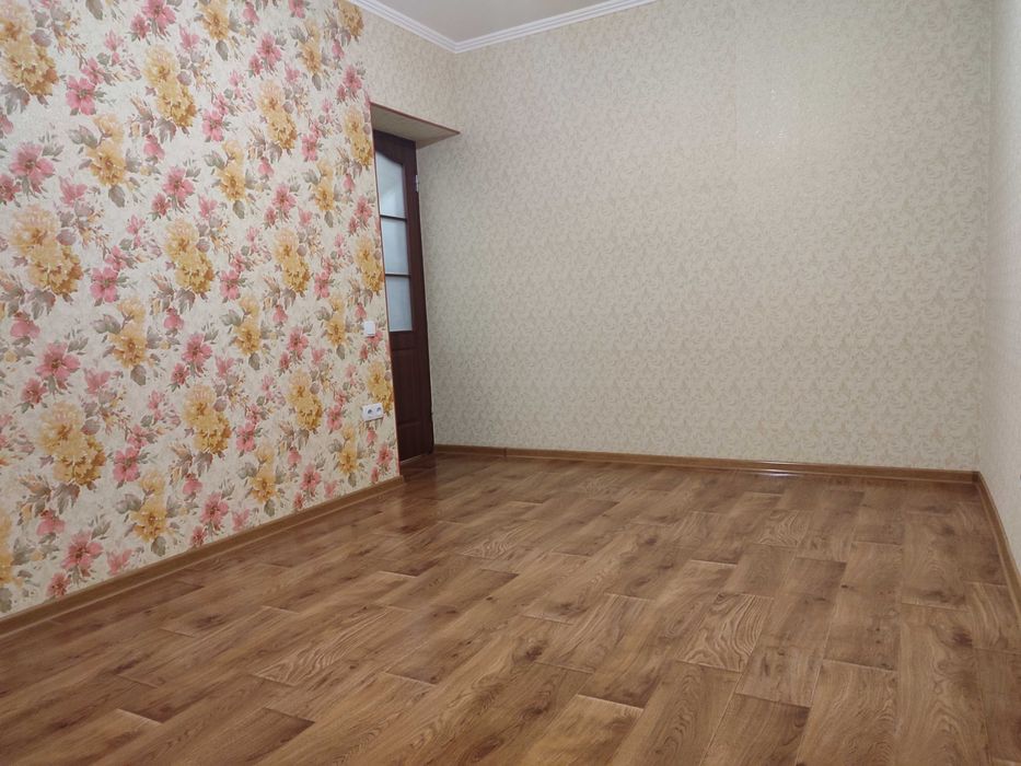 Продам квартиру з гарним ремонтом. Торг