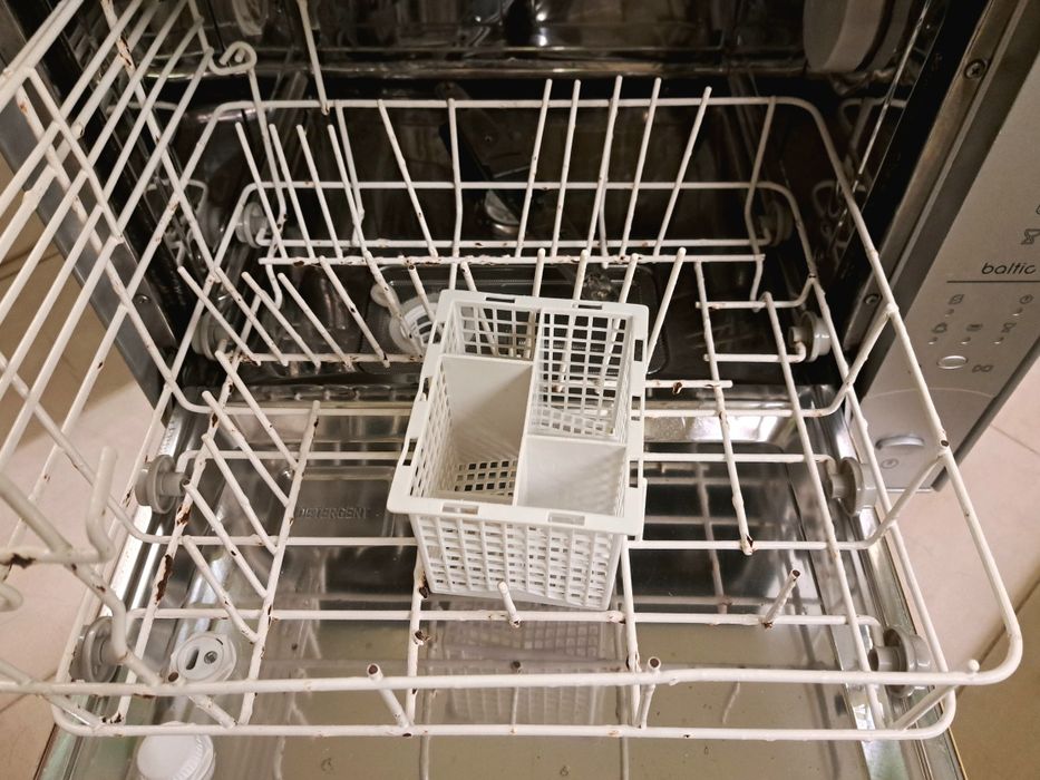 Máquina lavar loiça compacta Becken