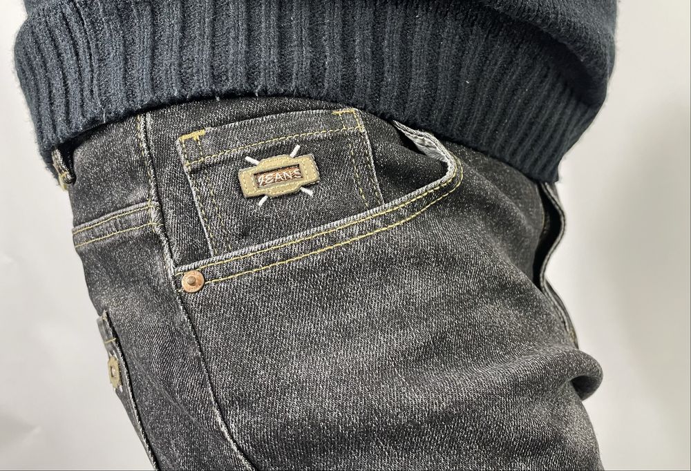 Мужские стильные джинсы м о м в топ качестве из отличной ткани с стрч