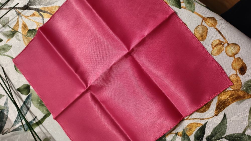 Czarny krawat jedwab hand made + różowa poszetka