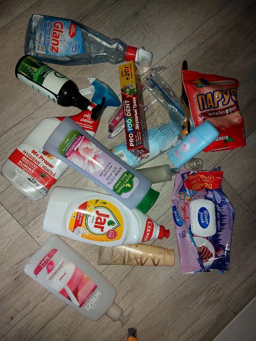 Віддам речі з ванни