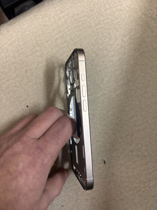 Рамка корпуса Iphone 15 pro e-sim Usa